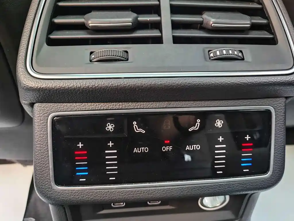 Audi A6L 2023 — фото 13