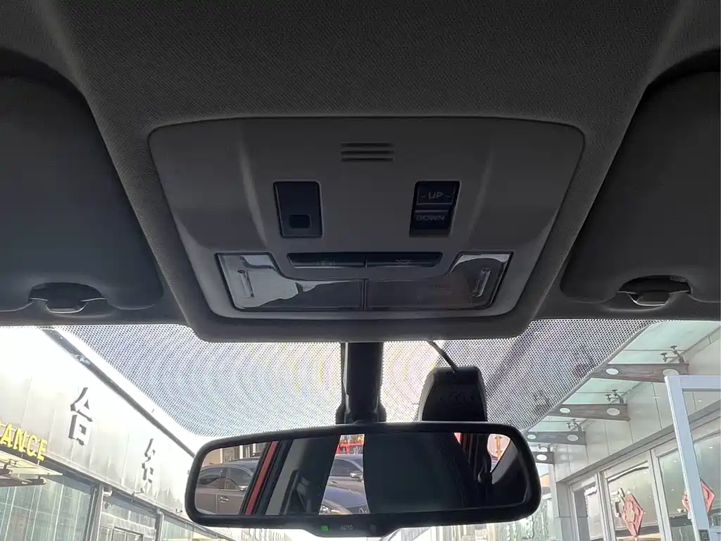 Toyota RAV4 2014 — фото 13