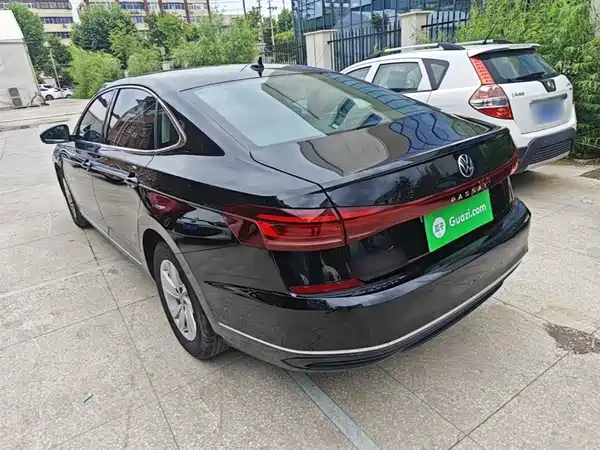 Volkswagen Passat 2025