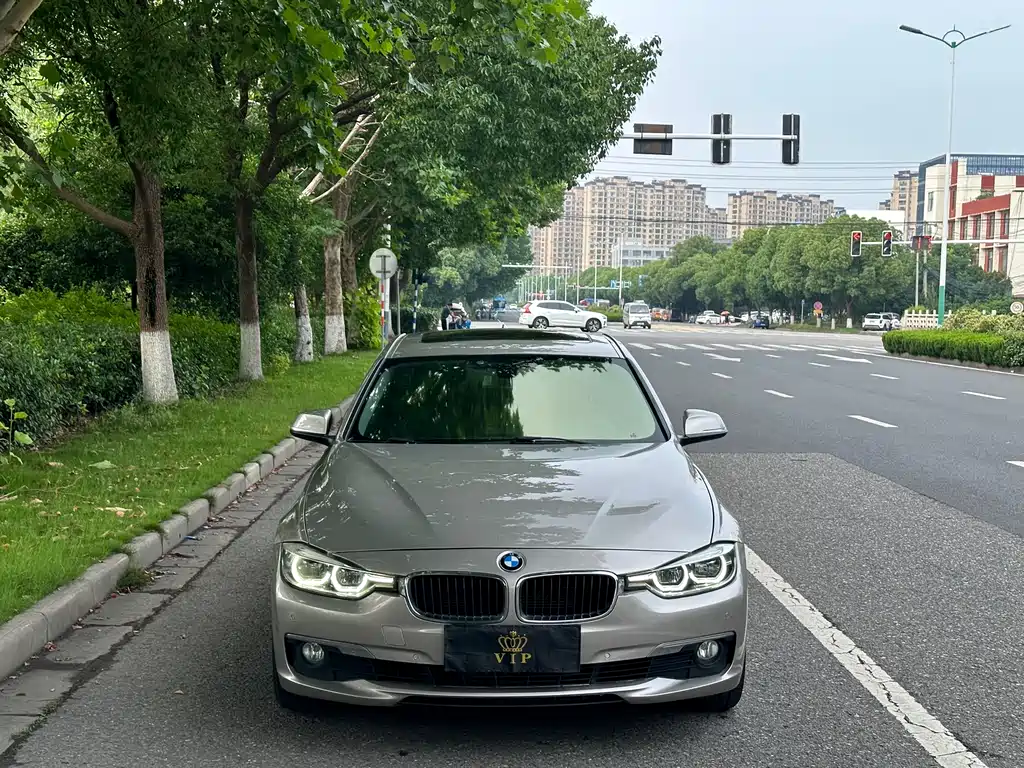BMW 3 Series 2016