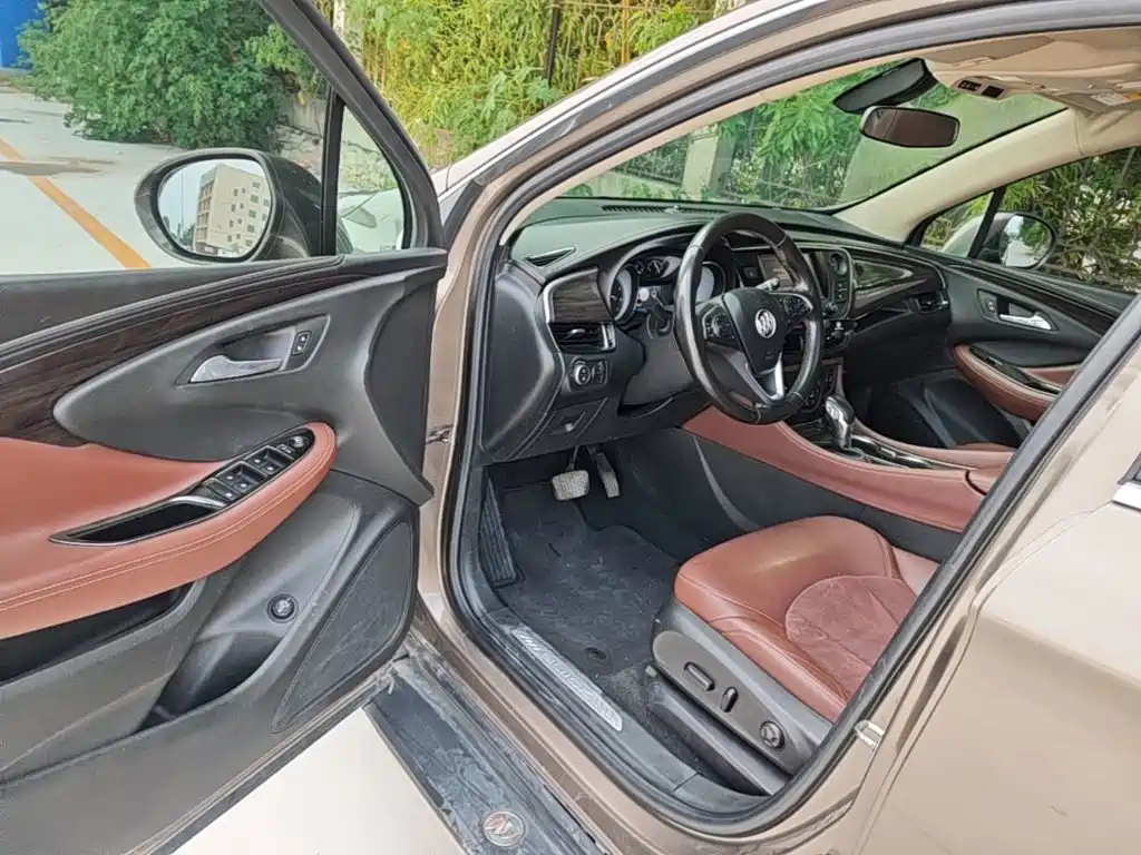 Buick Envision Plus 2017 — фото 16