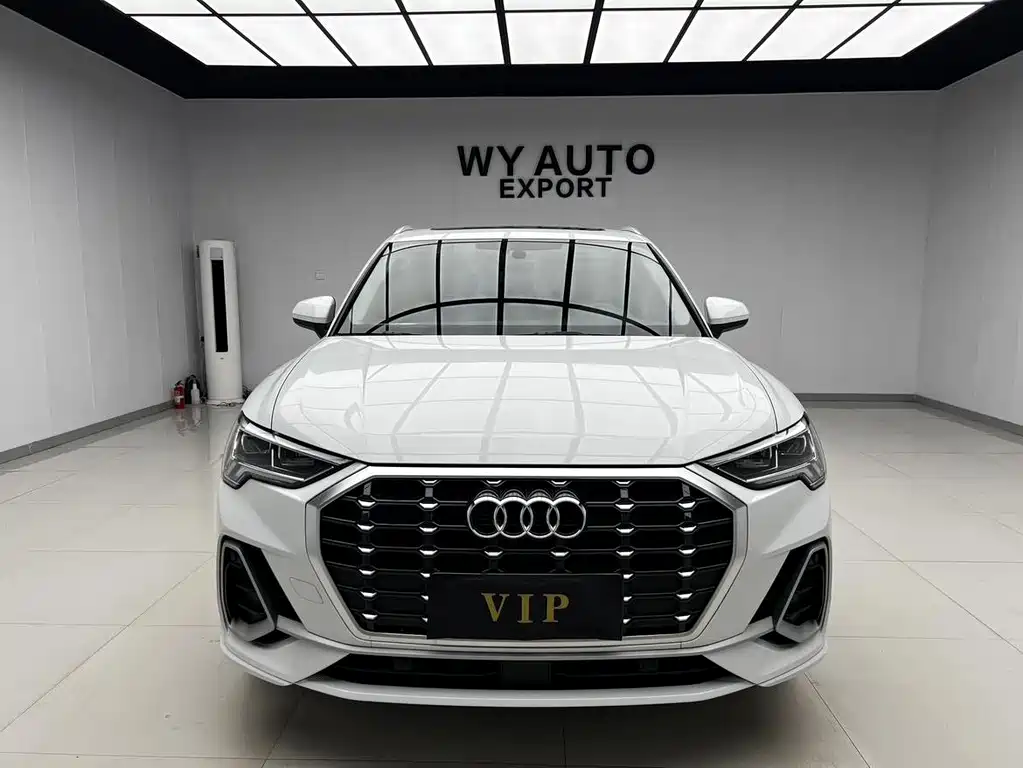 Audi Q3 2021