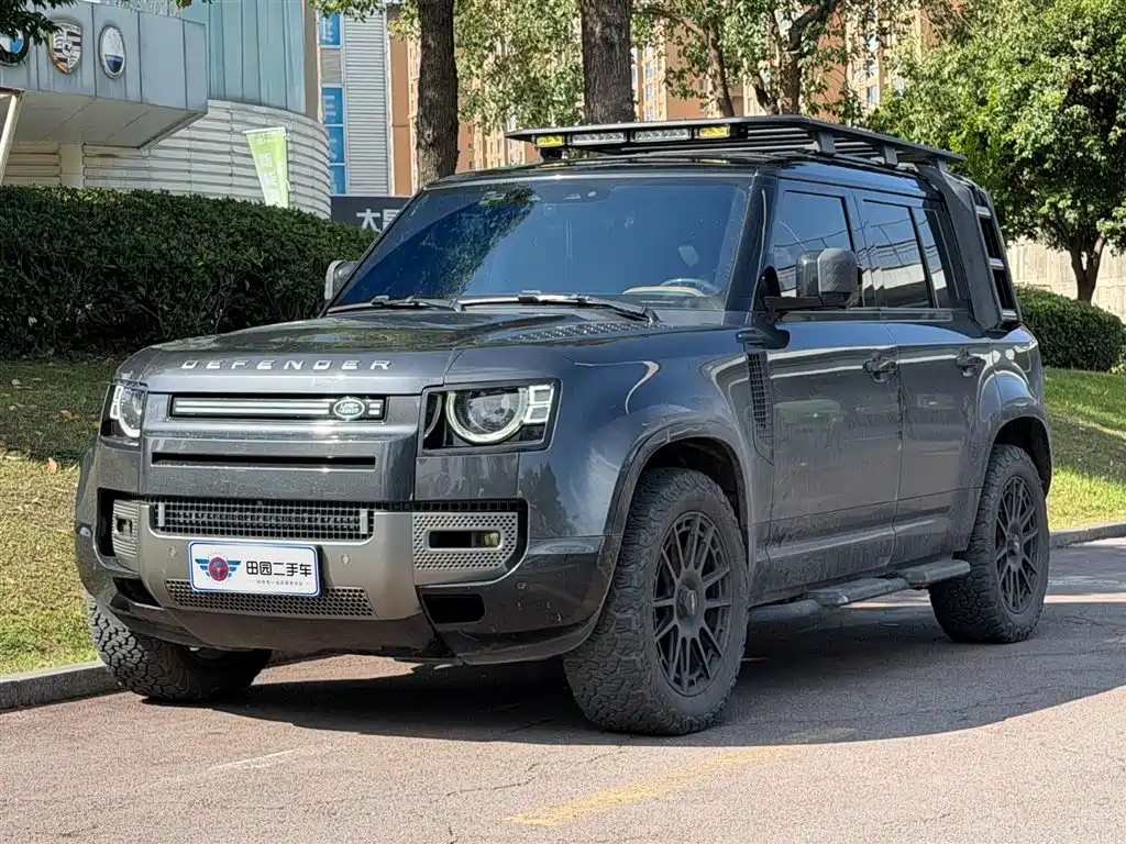 Land Rover Defender 2023 — фото 1
