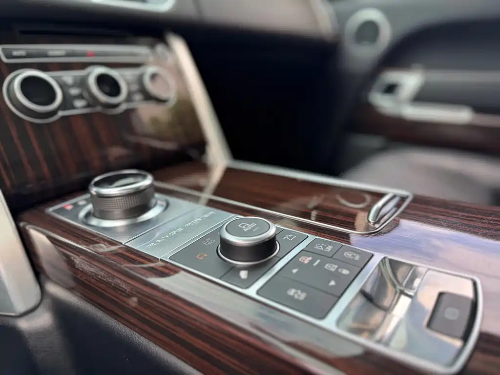 Land Rover Range Rover 2018 — фото 13
