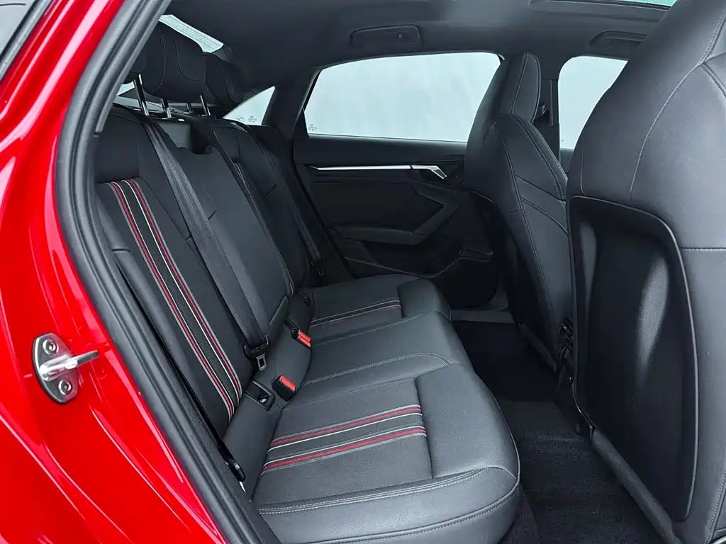 Audi A3 2022 — фото 14