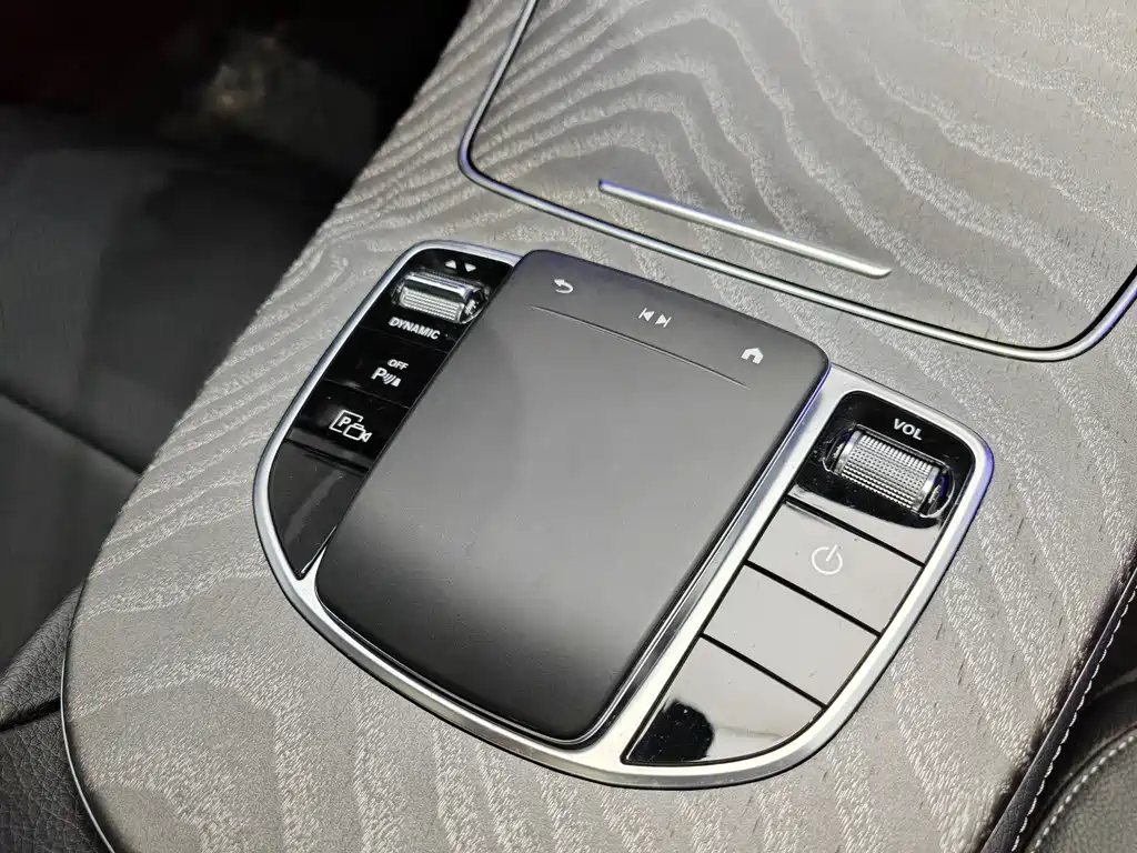 Mercedes-Benz E-Class New Energy 2022 — фото 15