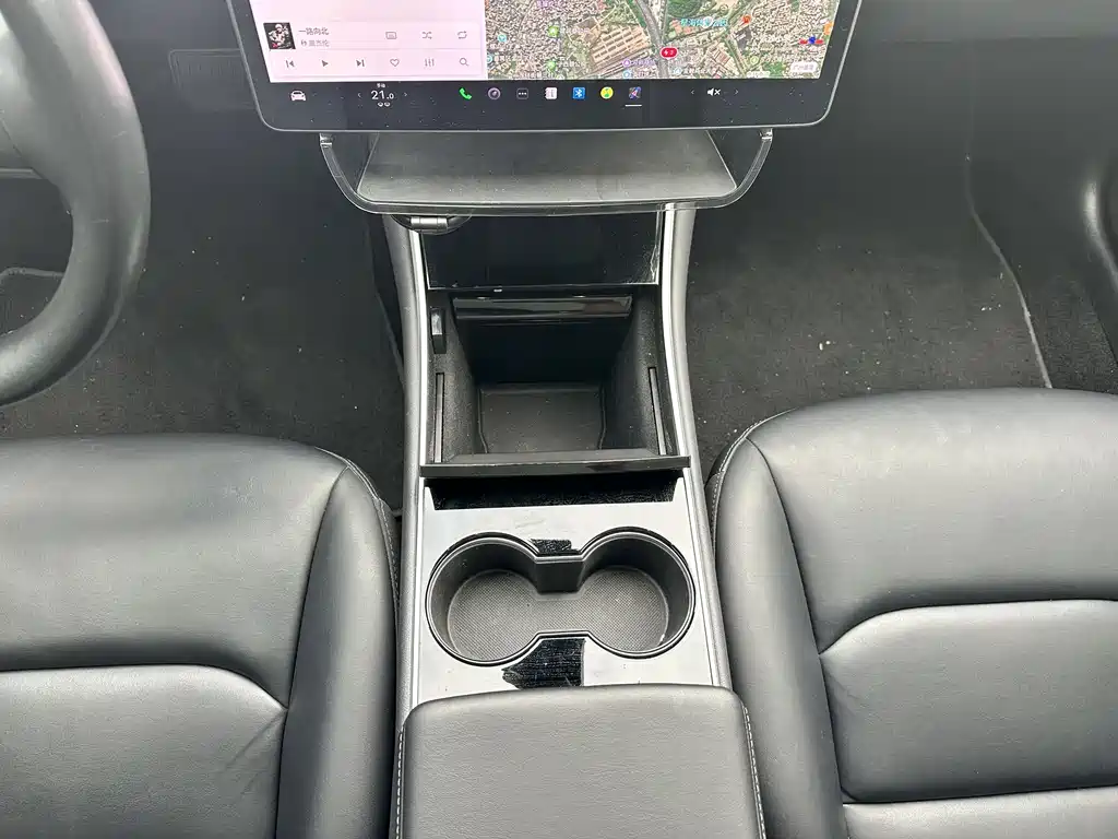 Tesla Model 3 2019 — фото 13