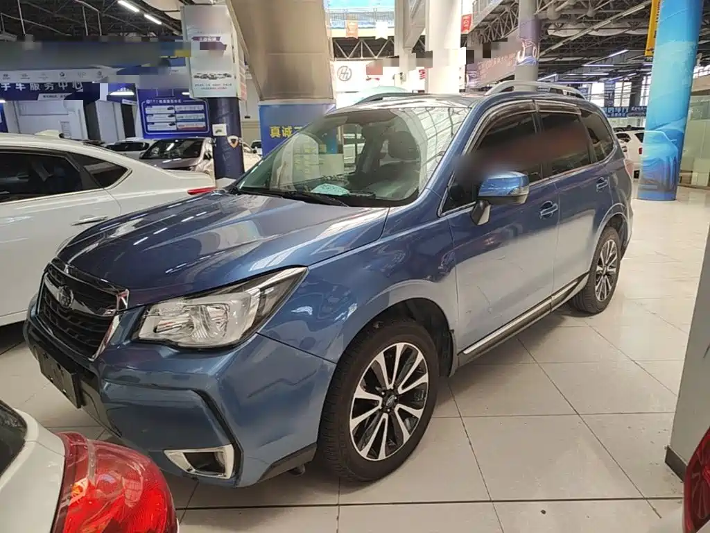 Subaru Forester 2017 — фото 2