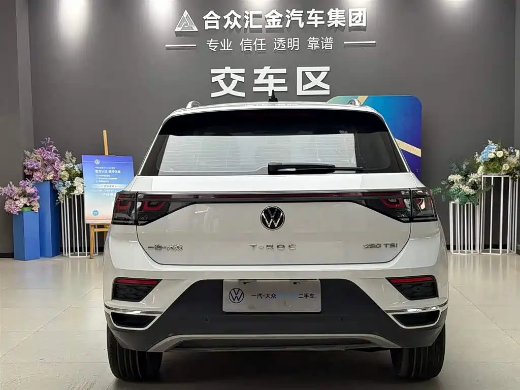 Volkswagen T-Roc 2024 — фото 14