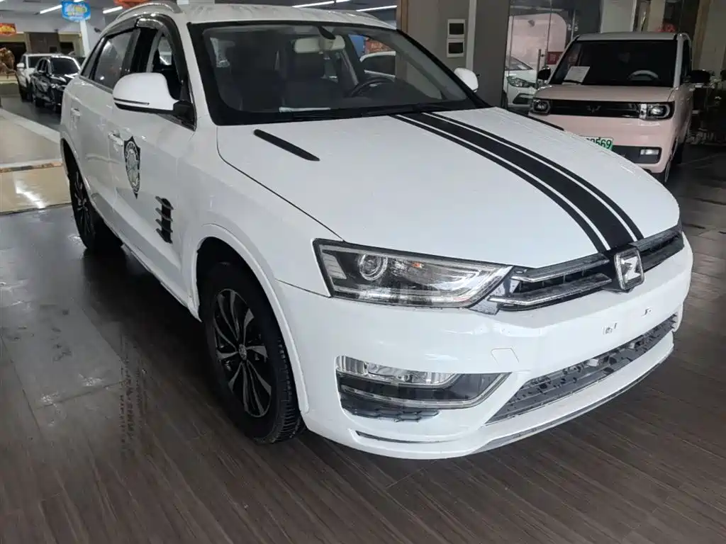 Zotye SR7 2016 — фото 4