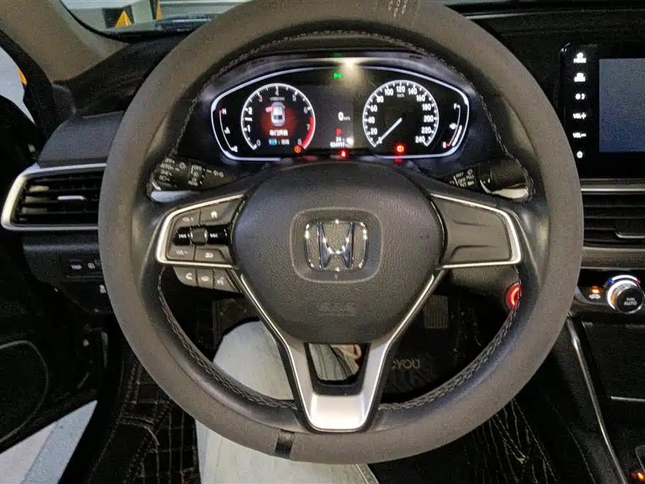 Honda Accord 2022 — фото 15