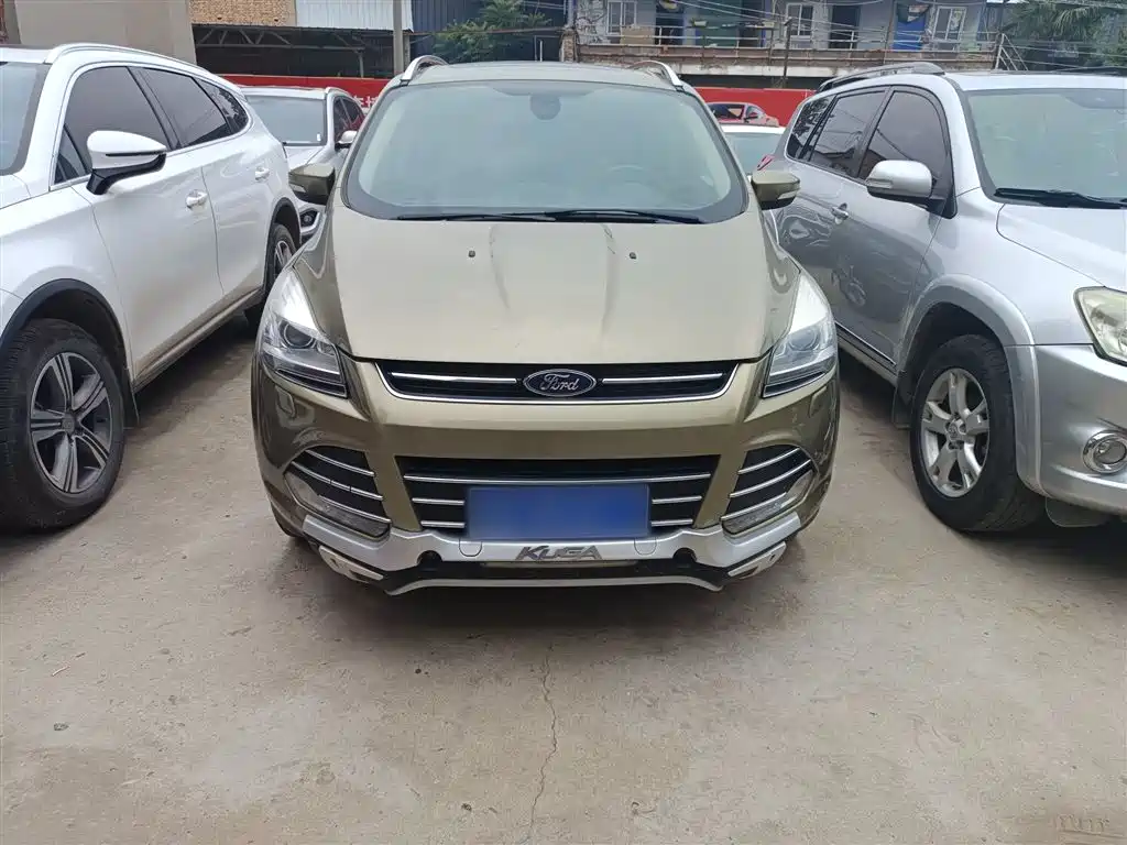 Ford Kuga 2014 — фото 13