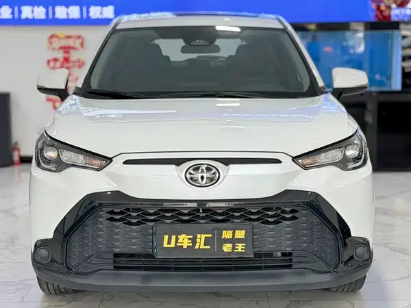 Toyota Frontlander 2023