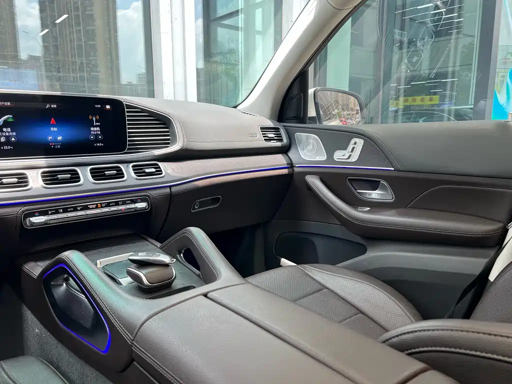 Mercedes-Benz GLE 2020 — фото 23