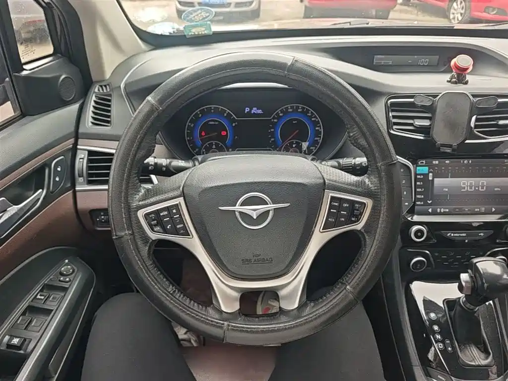 Haima Familia MPV 2017 — фото 10