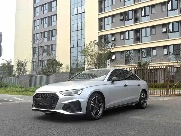 Audi A4L 2023