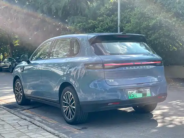 Leapmotor B10 2025