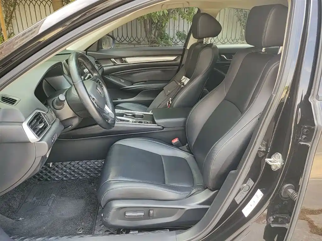 Honda Accord 2021 — фото 15