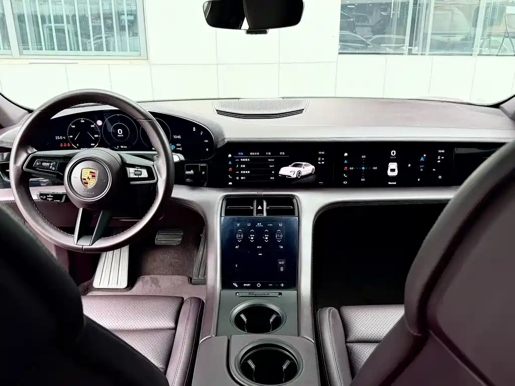 Porsche Taycan 2022 — фото 8