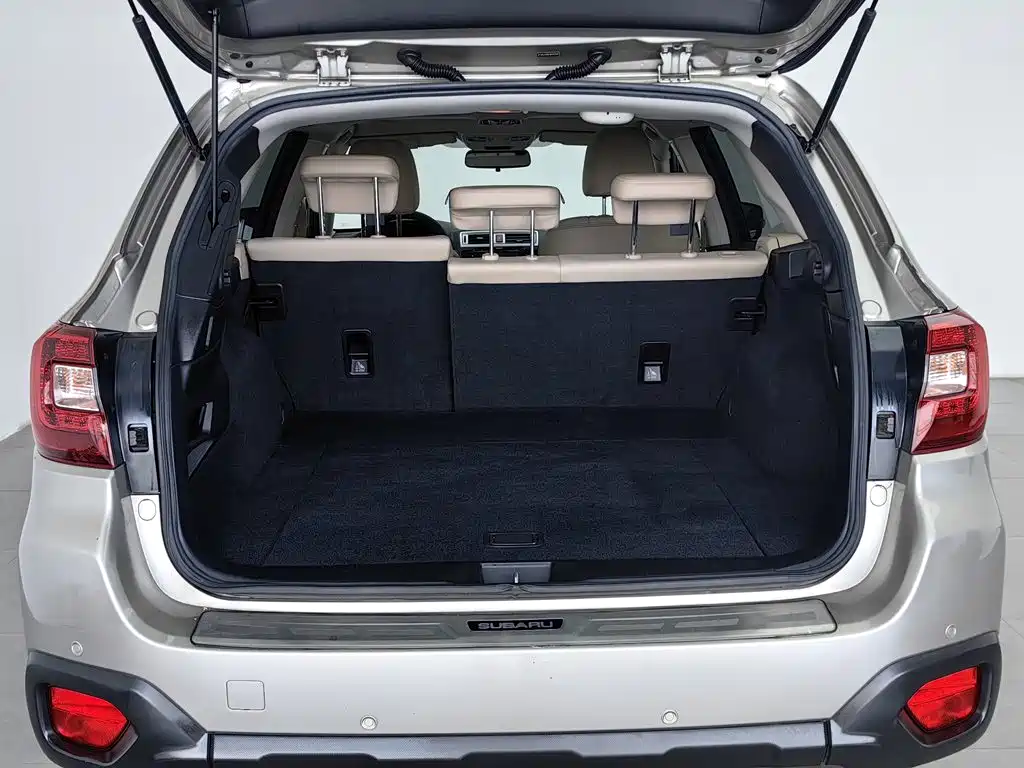 Subaru Outback 2015 — фото 16