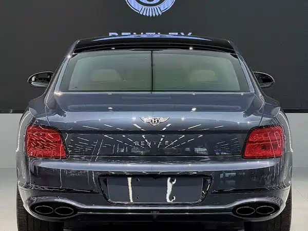 Bentley Flying Spur 2022