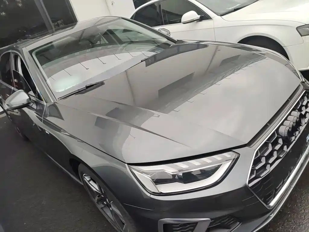 Audi A4L 2021