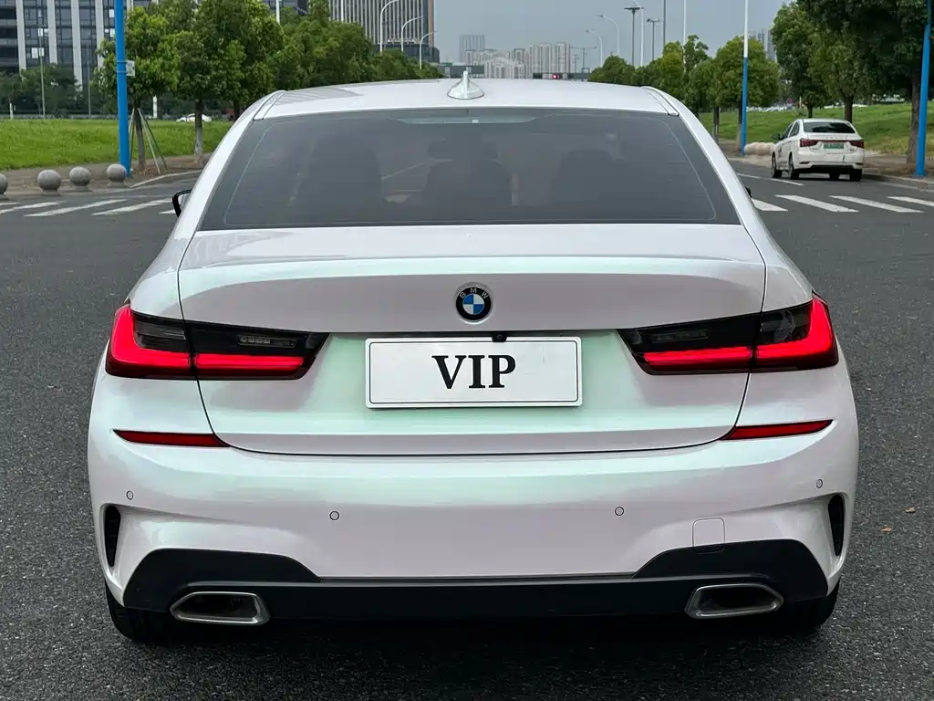 BMW 3 Series 2021