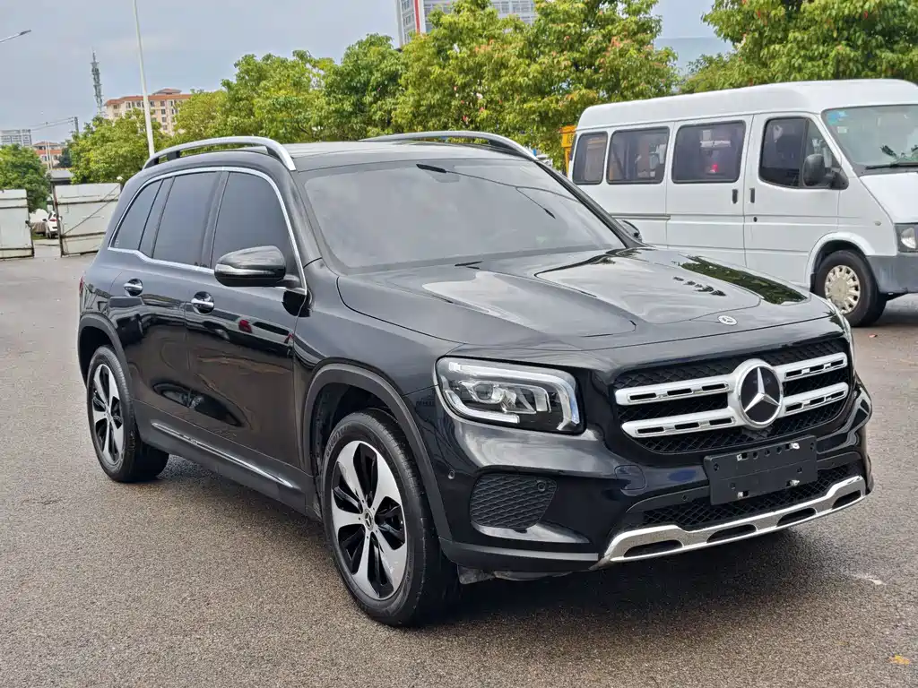 Mercedes-Benz GLB 2021