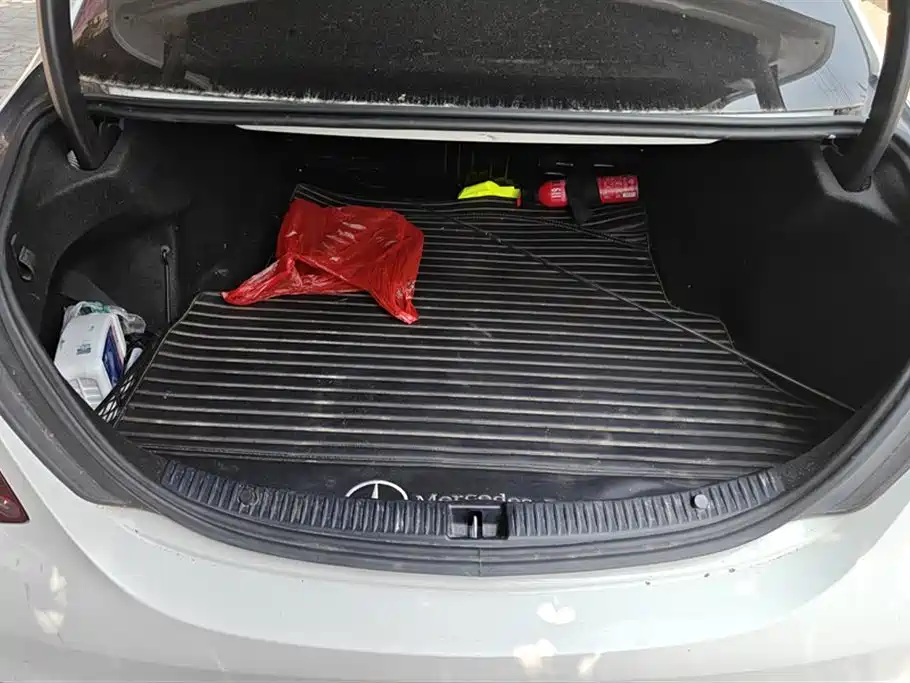 Mercedes-Benz C-Class 2019