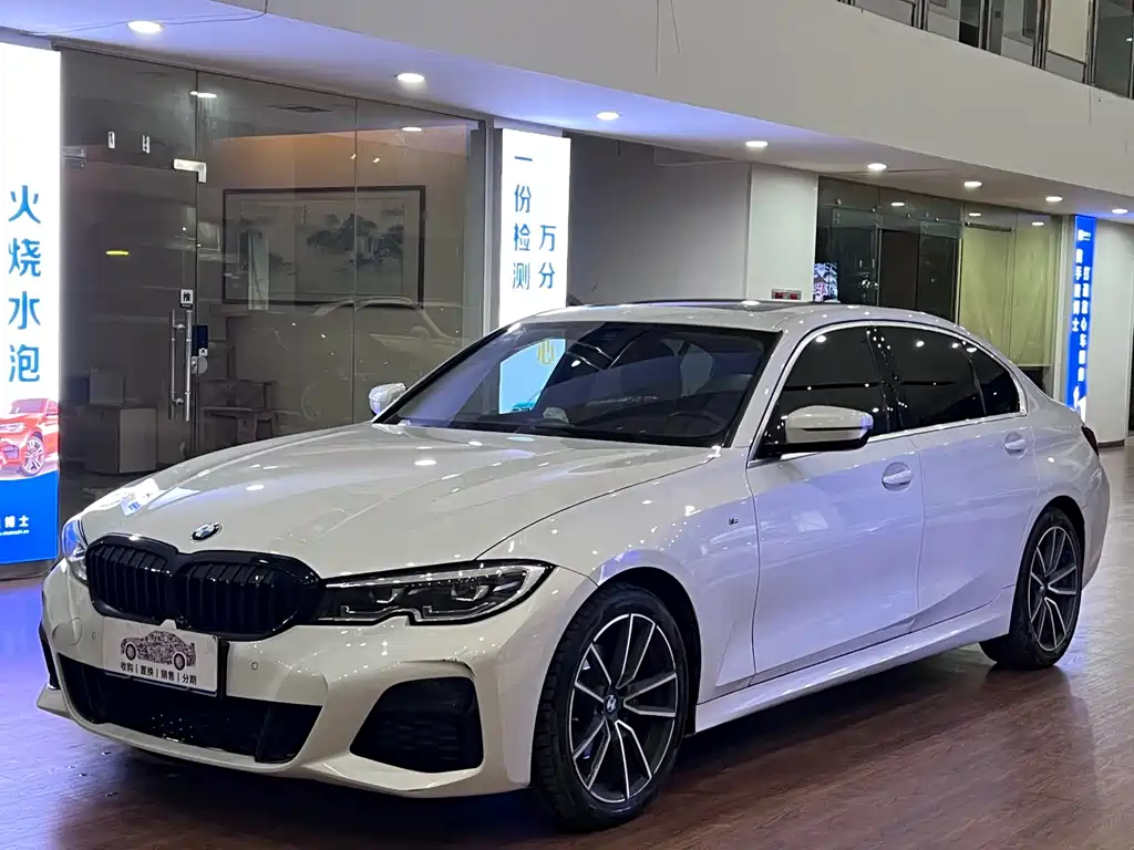BMW 3 Series 2022