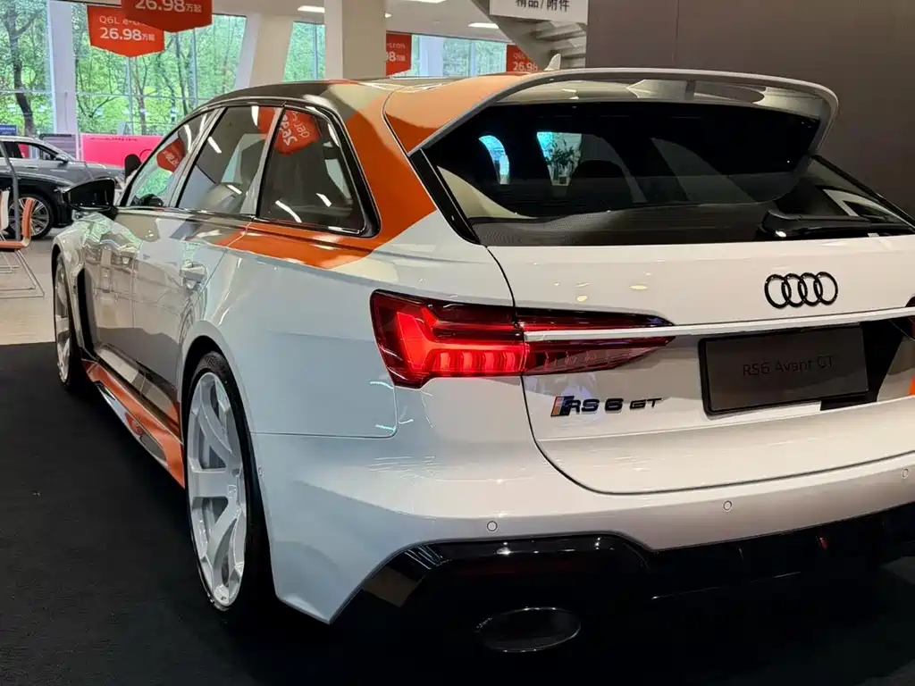 Audi RS 6 — фото 2