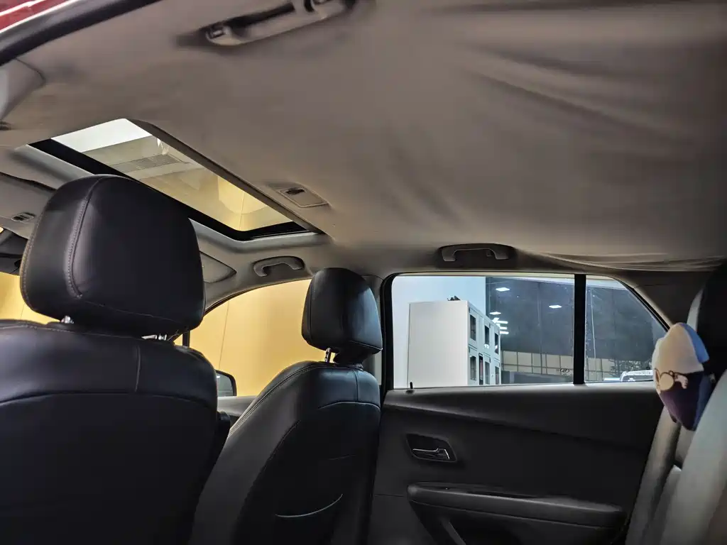 Chevrolet Trax 2015 — фото 23