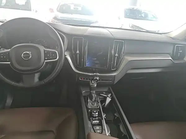 Volvo XC60 2020