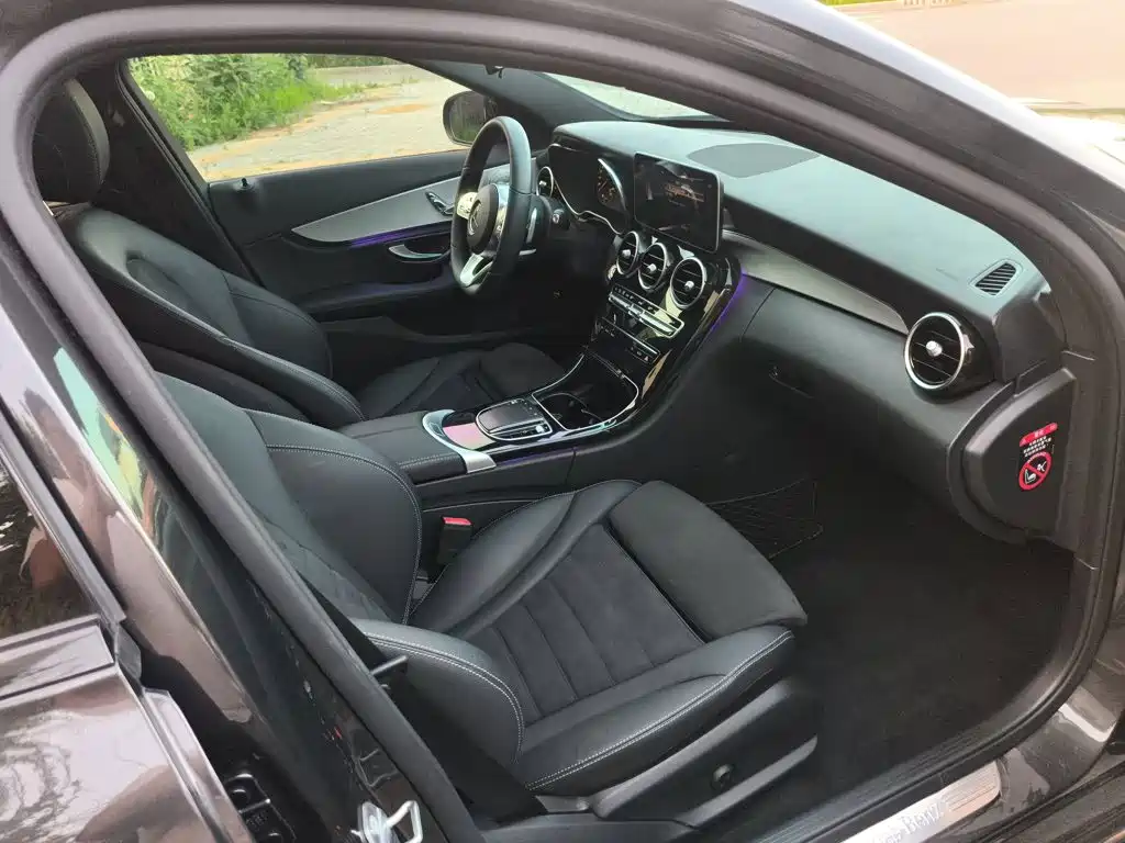 Mercedes-Benz C-Class 2020 — фото 7