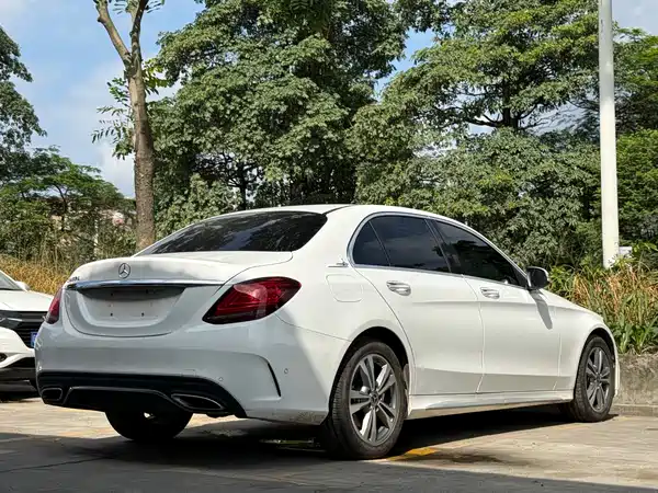 Mercedes-Benz C-Class 2020