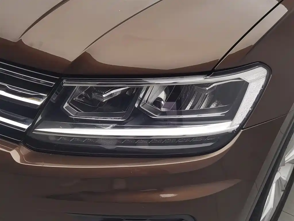 Volkswagen Tiguan 2017 — фото 7