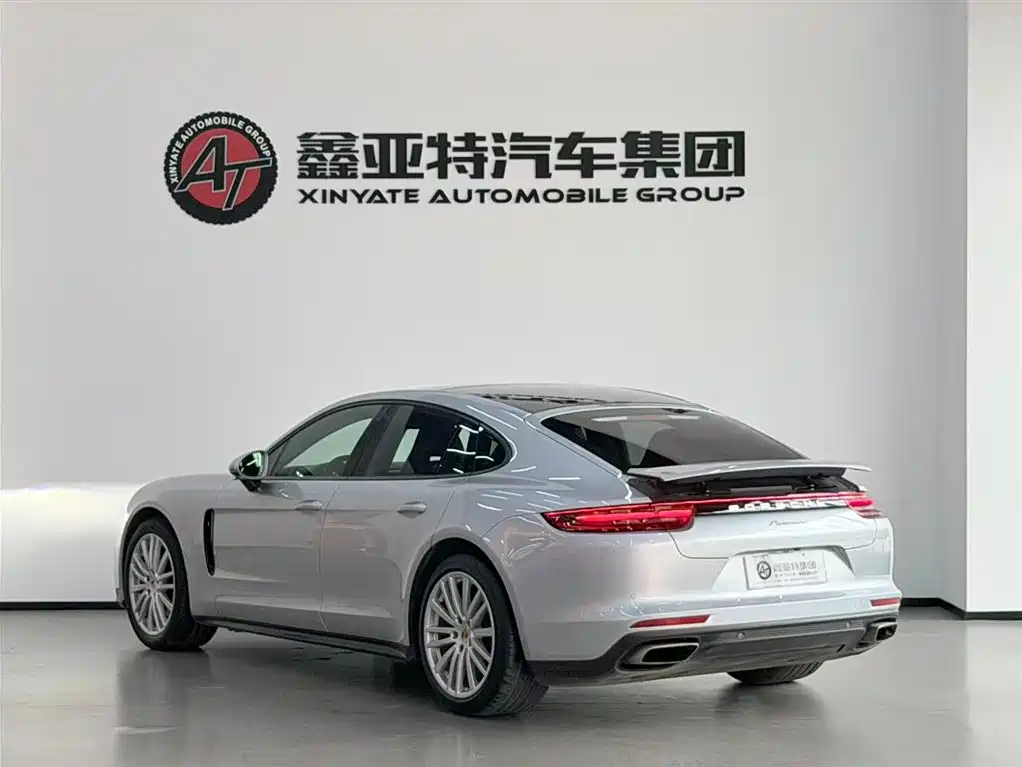 Porsche Panamera 2017 — фото 5