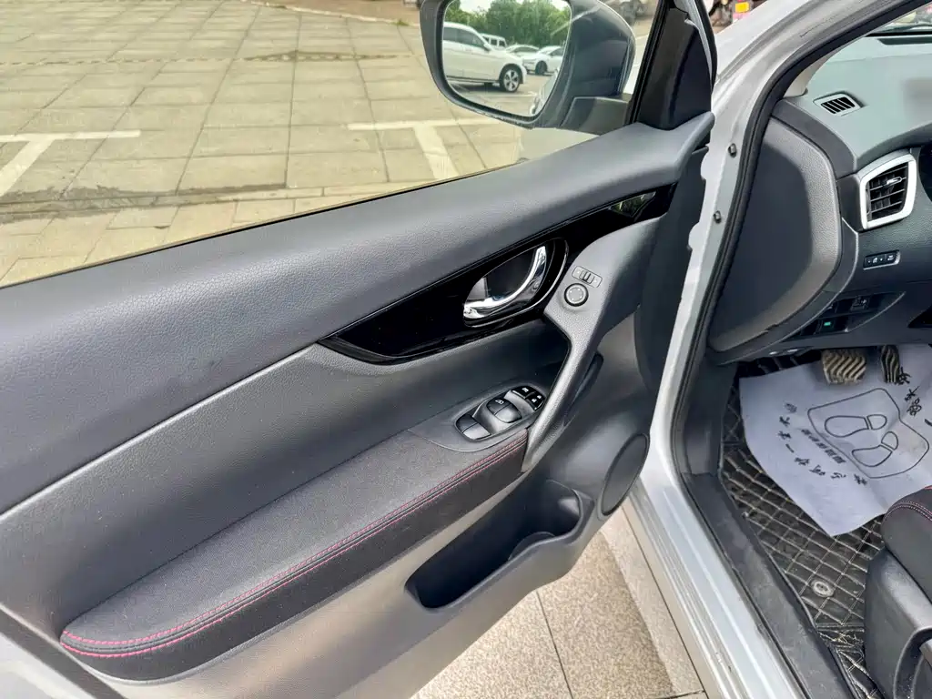 Nissan Qashqai 2016 — фото 10