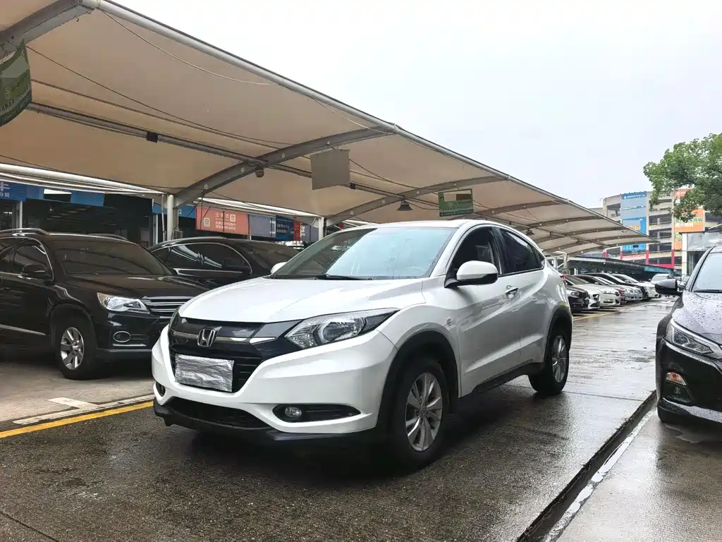 Honda Vezel 2017 — фото 1