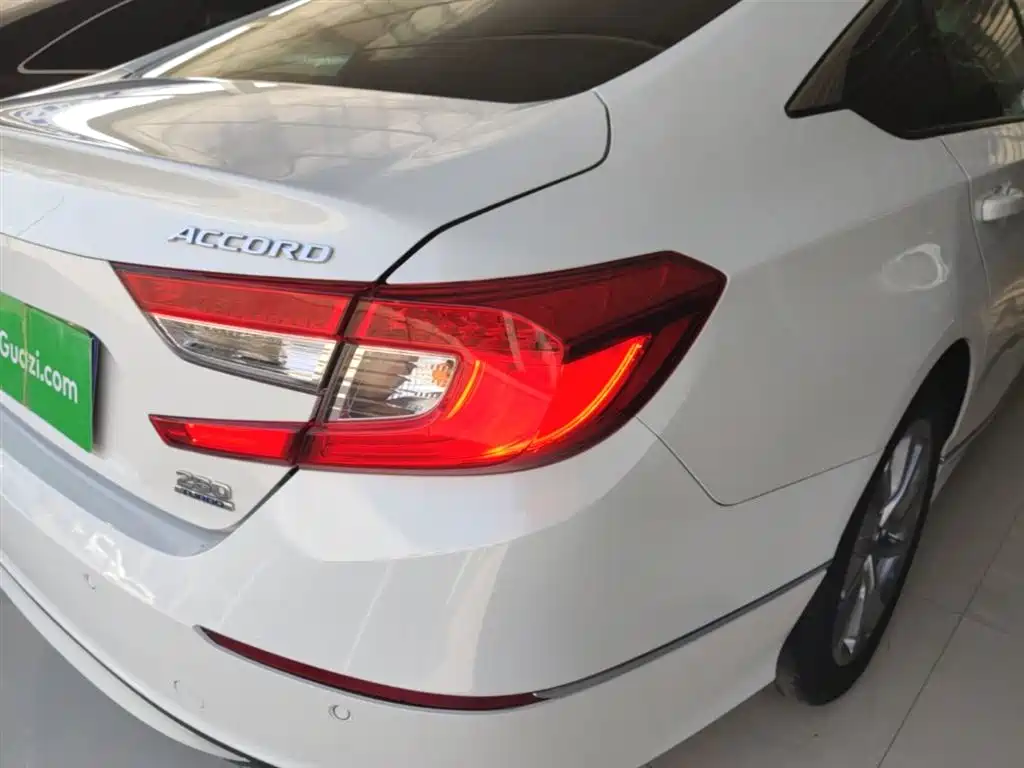 Honda Accord 2021 — фото 8