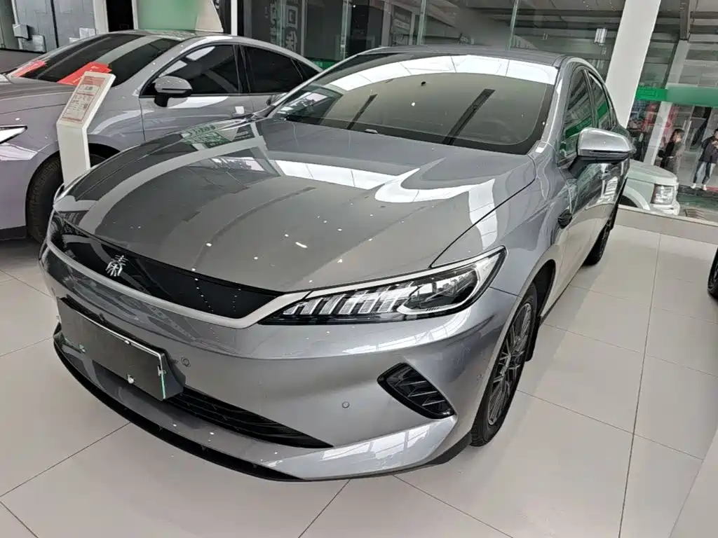 BYD Qin PLUS 2025 — фото 1
