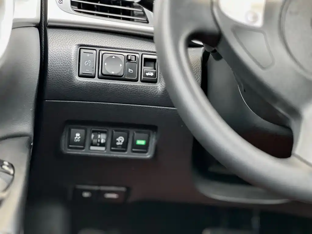 Nissan Sylphy 2021 — фото 17