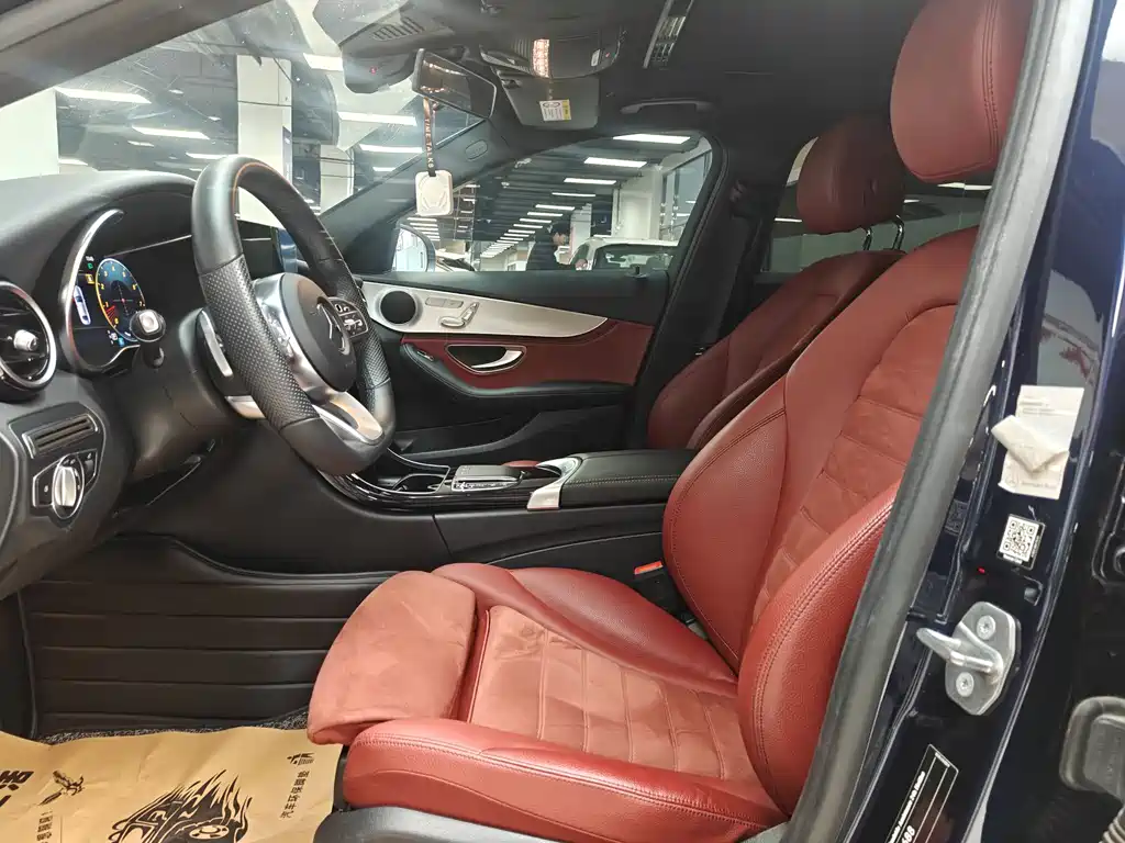 Mercedes-Benz C-Class 2020 — фото 13