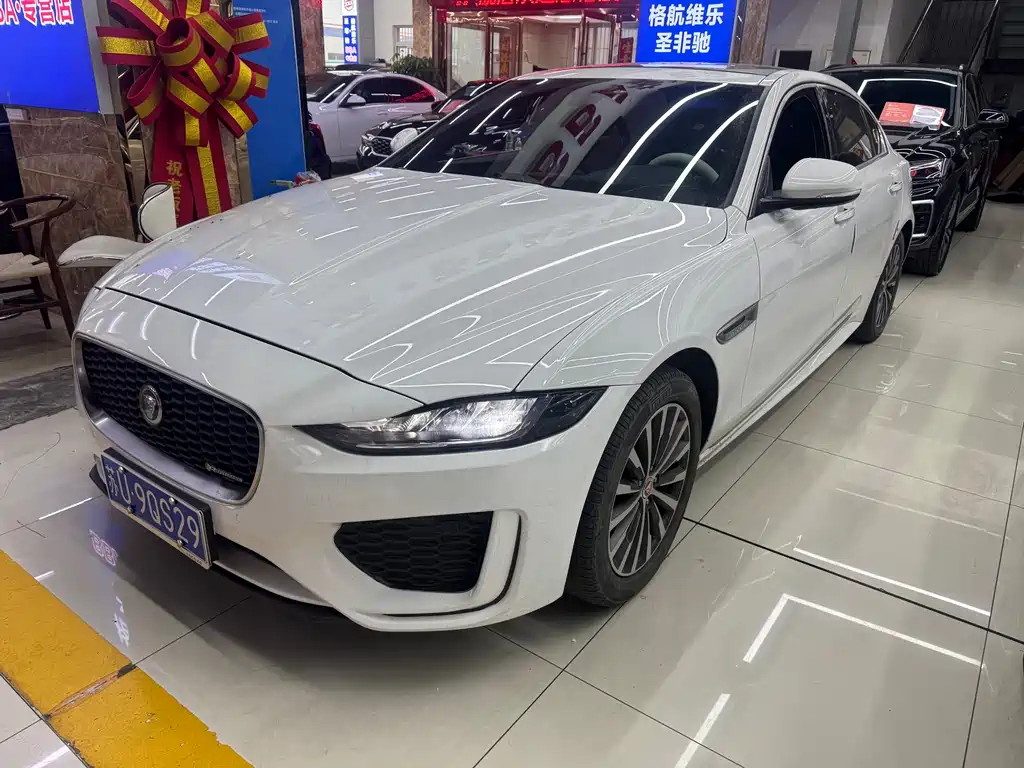 Jaguar XEL 2022