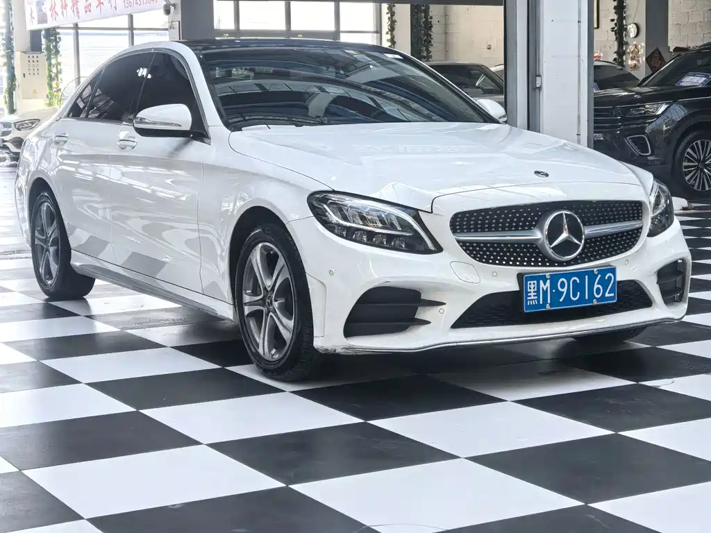 Mercedes-Benz C-Class 2019 — фото 3