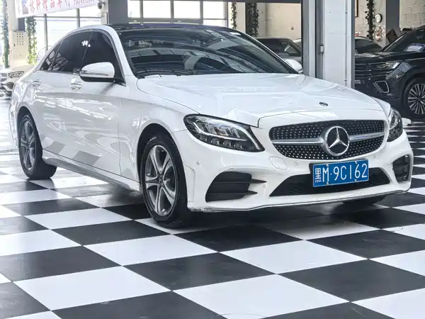 Mercedes-Benz C-Class 2019