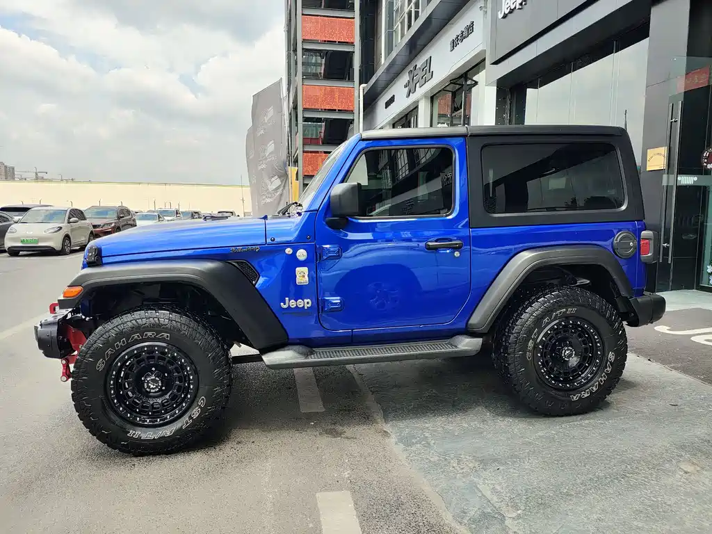 Jeep Wrangler 2020 — фото 4