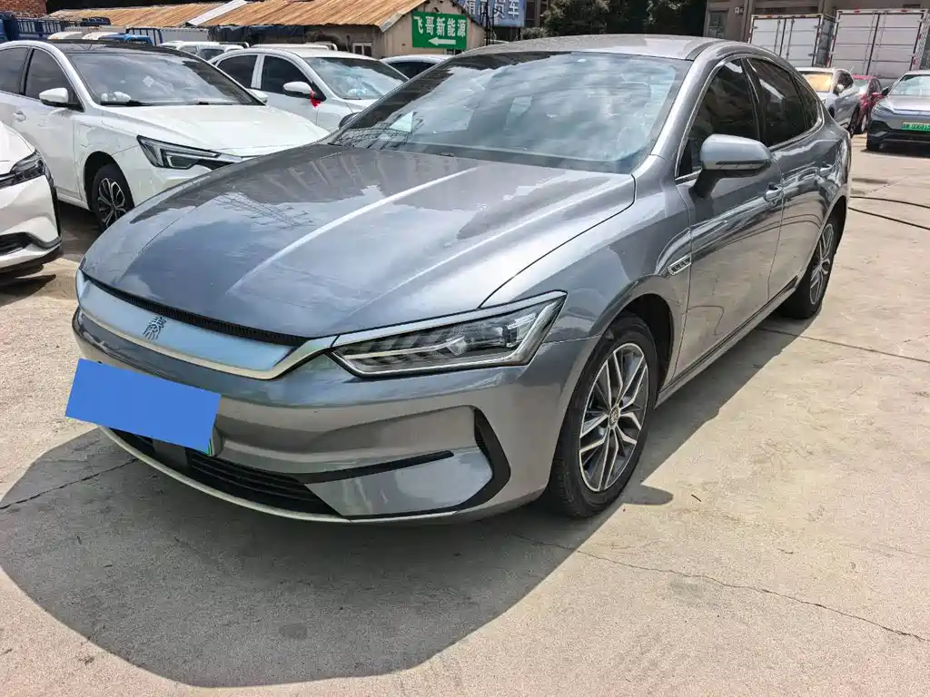 BYD Qin PLUS 2023 — фото 1
