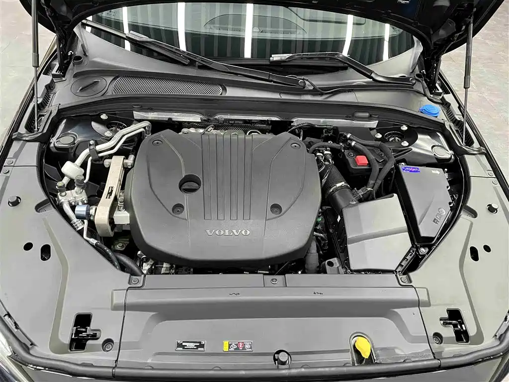 Volvo S90 2025 — фото 15
