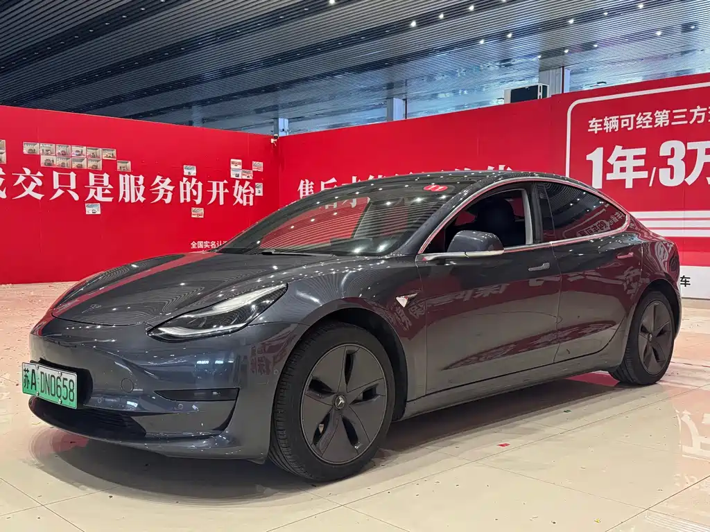 Tesla Model 3 2020 — фото 1